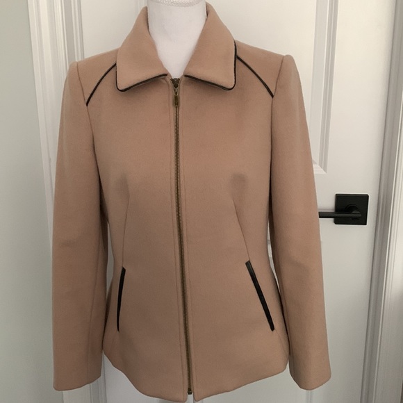 Peter Nygard- spring/fall jacket - Picture 2 of 7